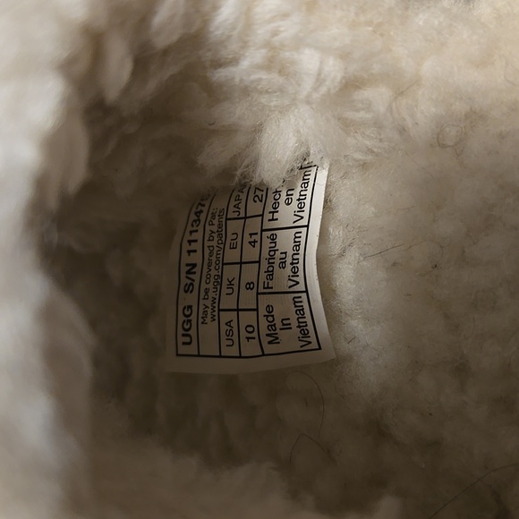 Ugg slippers - Picture 4 of 4